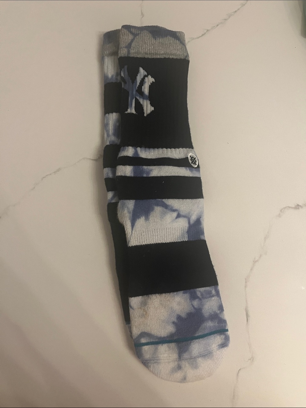 NY Logo Blue Tie-Dye & Black Men's Crew Socks